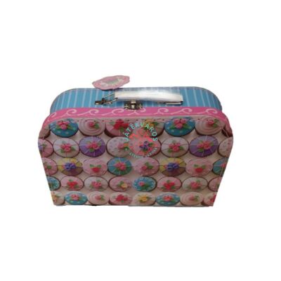 Muffin mintás kartonpapír bőrönd